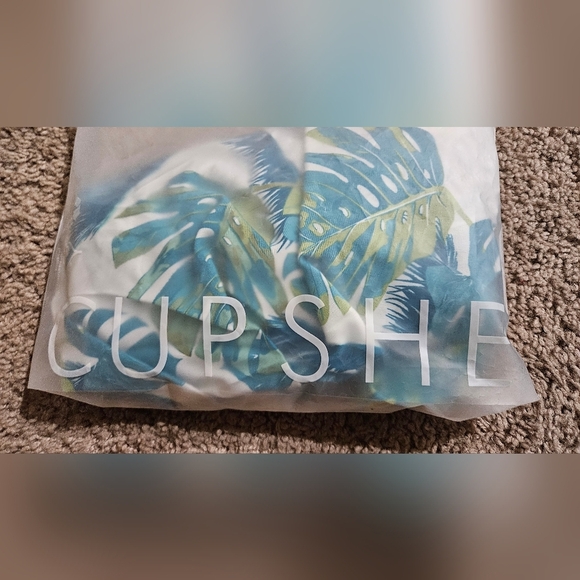 Cupshe One-Shoulder Tropical Dress in Blue and Green - Picture 13 of 14